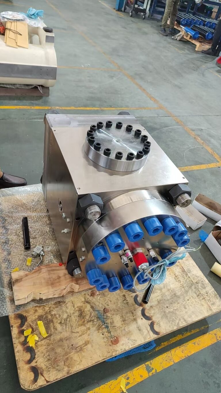 Valve block assembly with position sensor