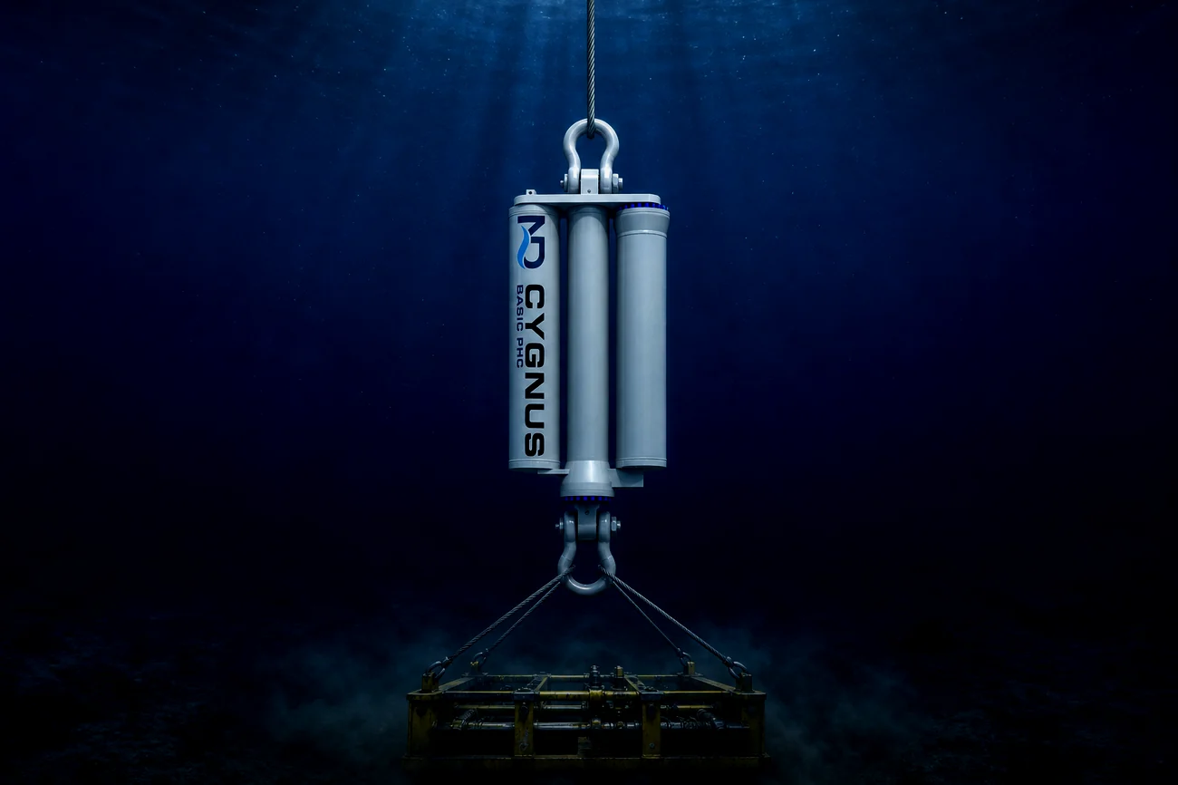 CYGNUS passive heave compensator vertical in-line on the wire during a subsea retrieval