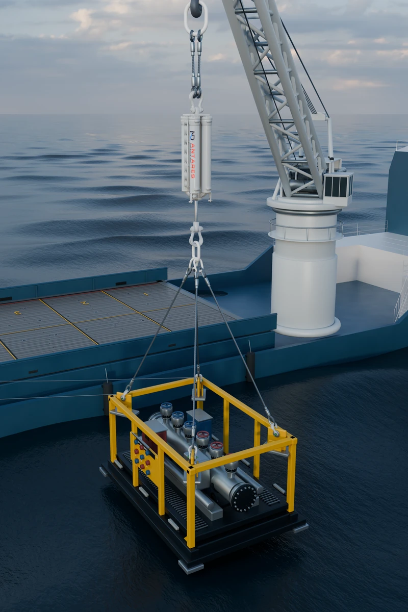 Compensateur passif adaptatif de pilonnement ANTARES gréé entre le câble de grue et un module de manifold subsea par mer agitée